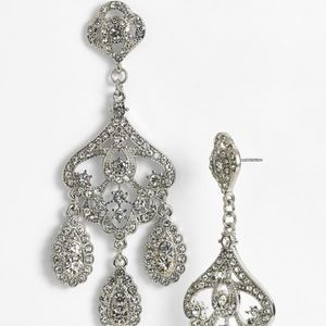 NINA SHOES ''Jasmine' Chandelier Earrings NWT